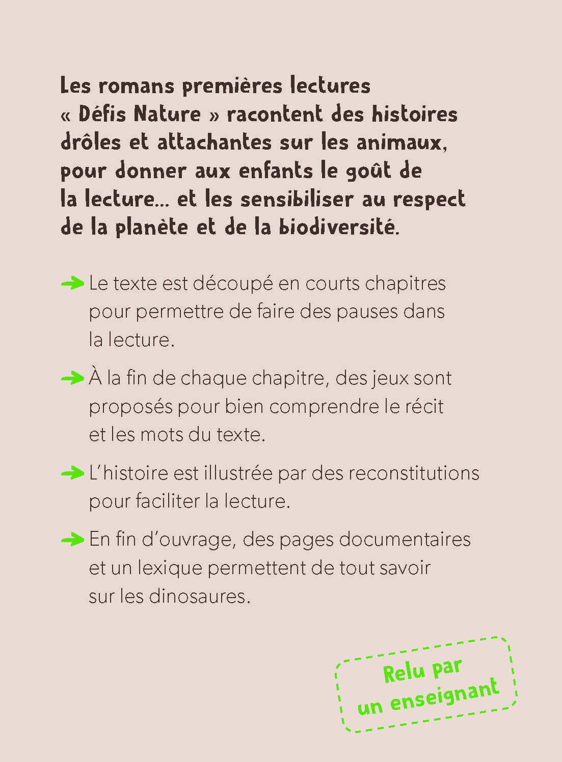 UN JEUNE TRICERATOPS TEMERAIRE