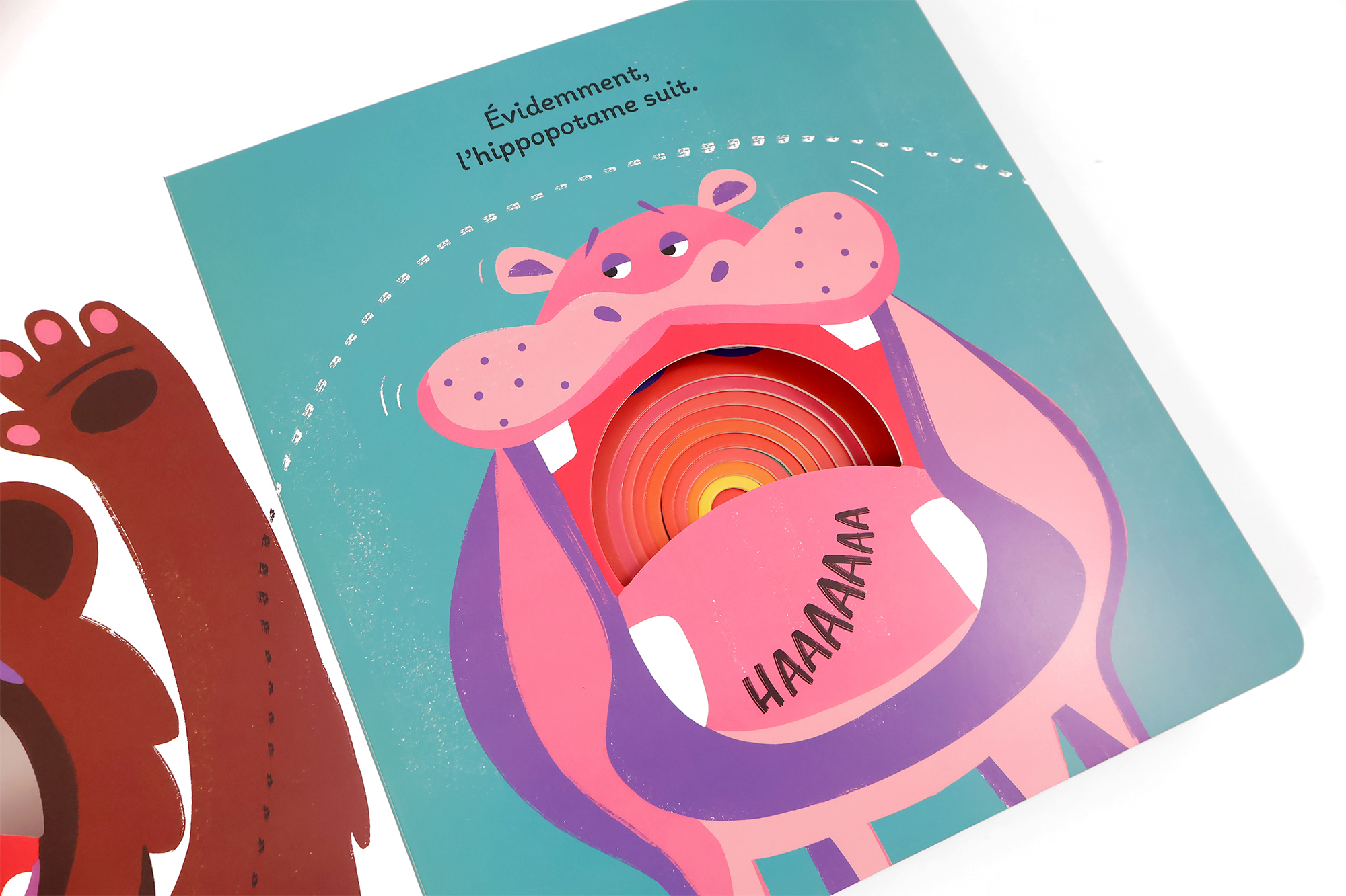 QUAND LE LION BAILLE