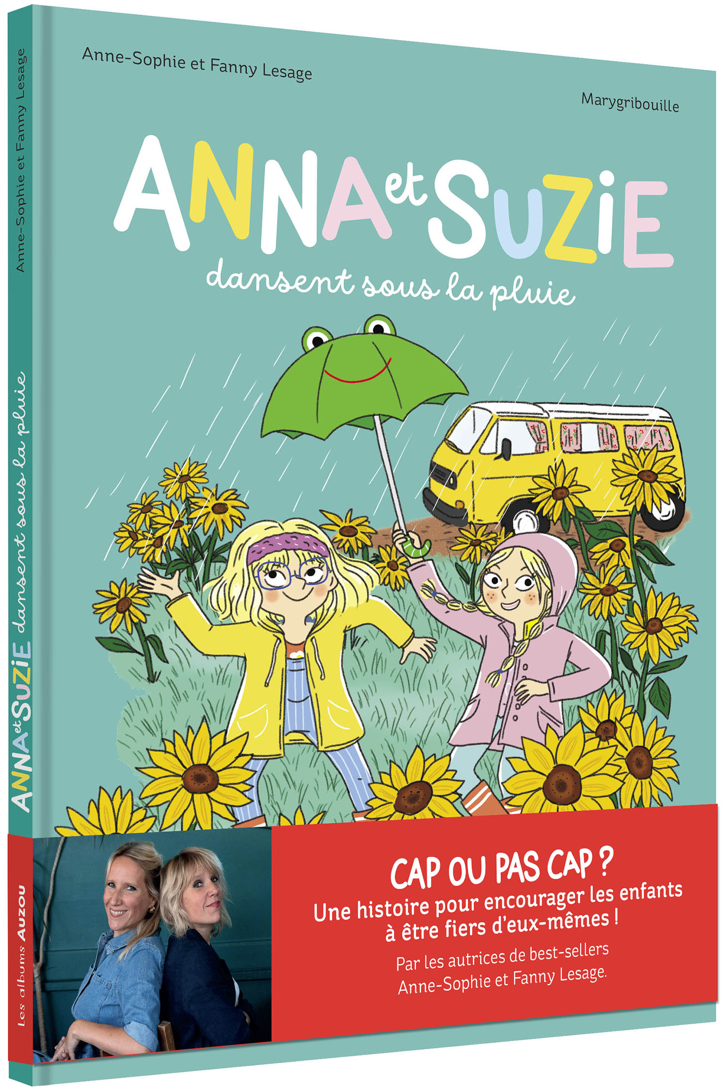 Anna Et Suzie Dansent Sous La Pluie