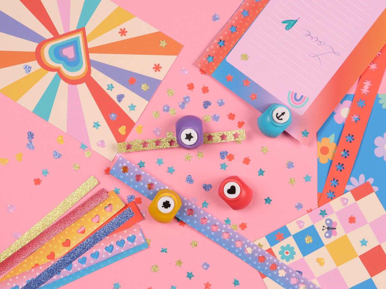 Mon Coffret D'artiste - Mes Mini Perforatrices Mon Coffret D'artiste - Mes Mini Perforatrices