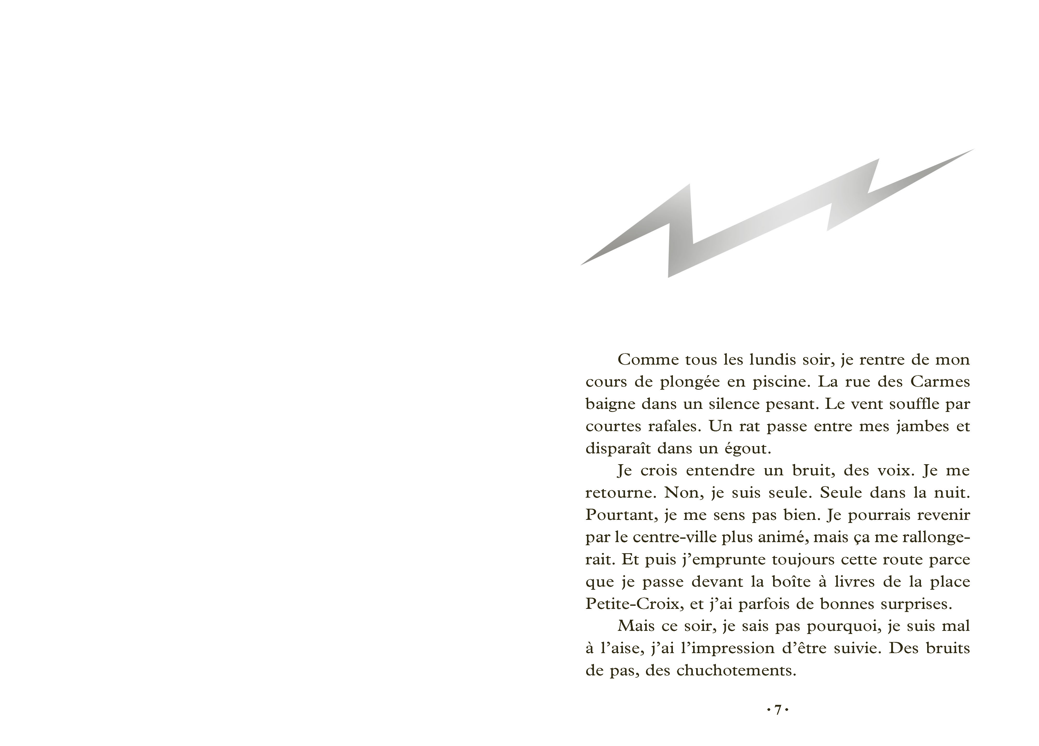 Frapper Comme Une Fille - Poche Frapper Comme Une Fille - Poche