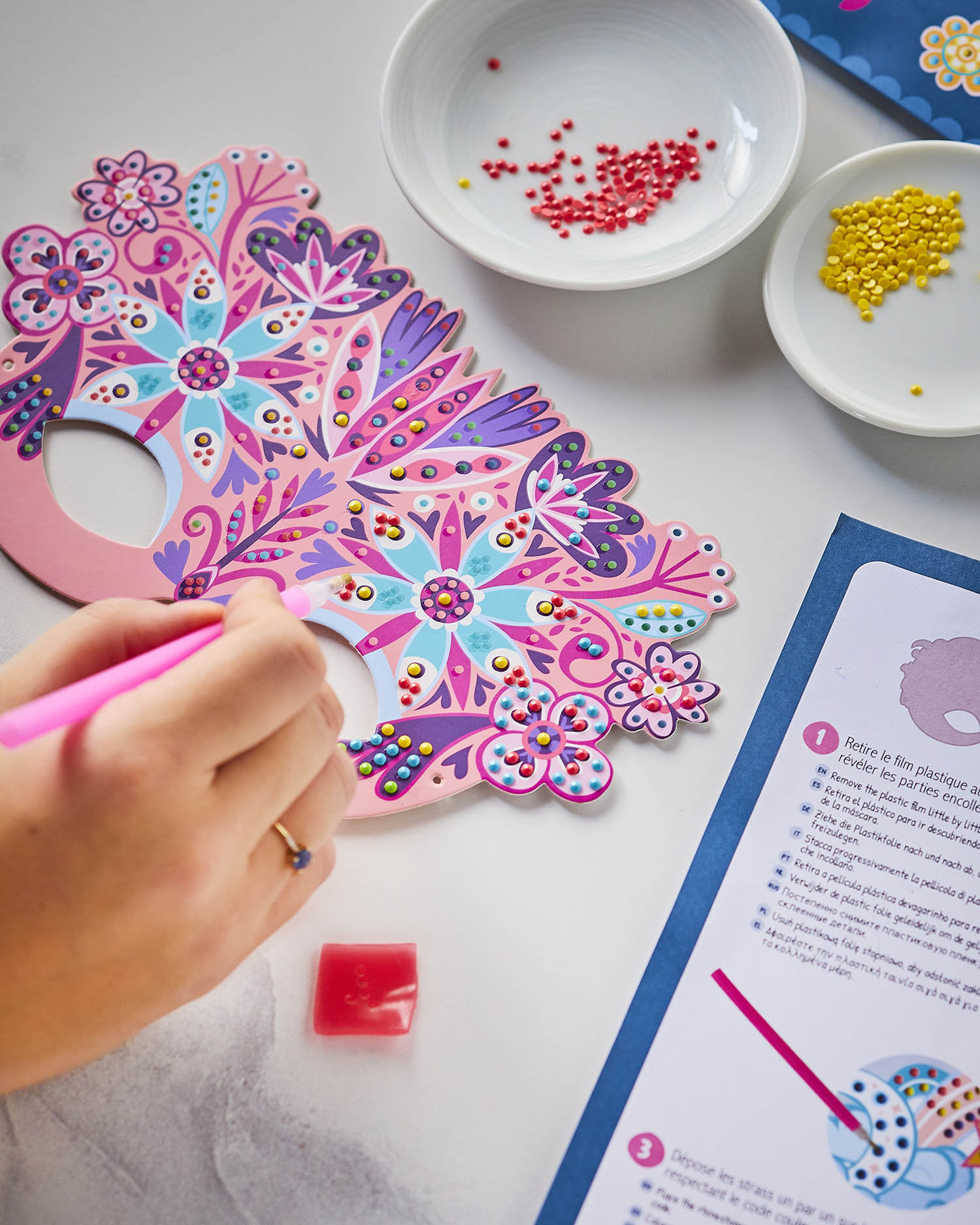 Ma Pochette D'artiste - Mes Masques En Strass Ma Pochette D'artiste - Mes Masques En Strass